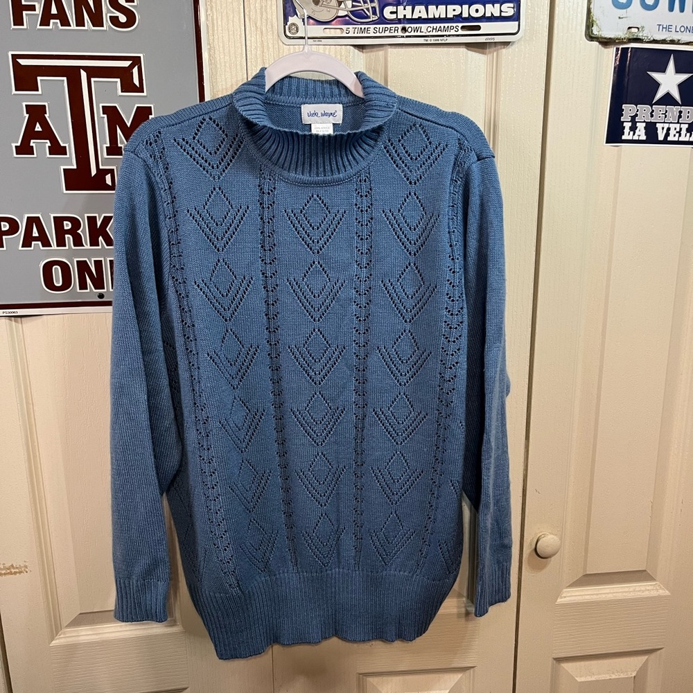 Vicki Wayne Women’s Sweater